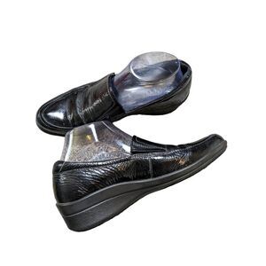 Ecco Patent Leather Neoprene Slip on Loafers size 8/8.5